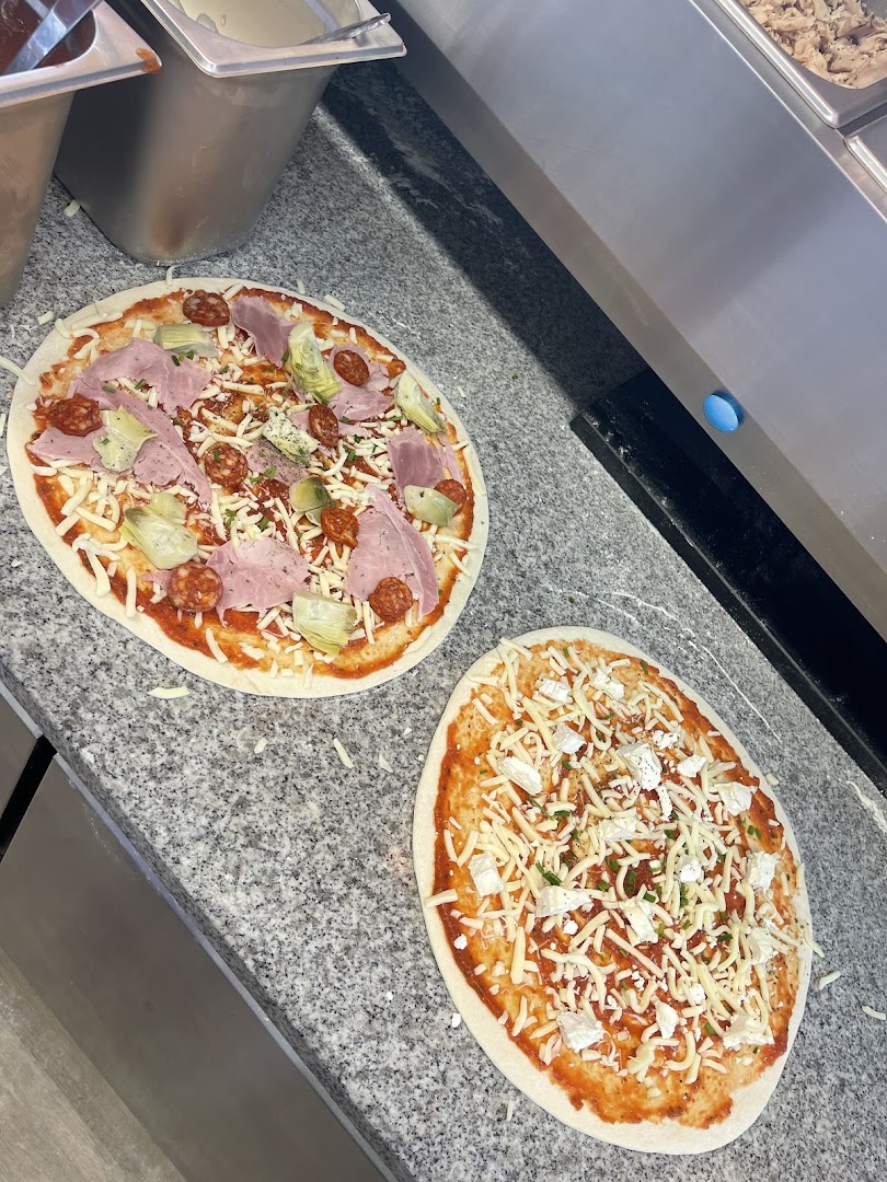 PIZZA RÉGINA · Photos 4